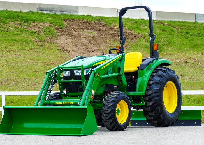 4044M Compact Utility Tractor - Reynolds Farm Equipment