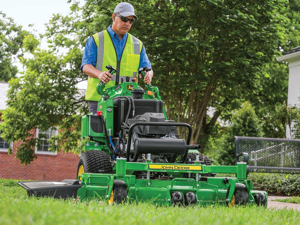 John Deere Commercial Walk-Behind Mower